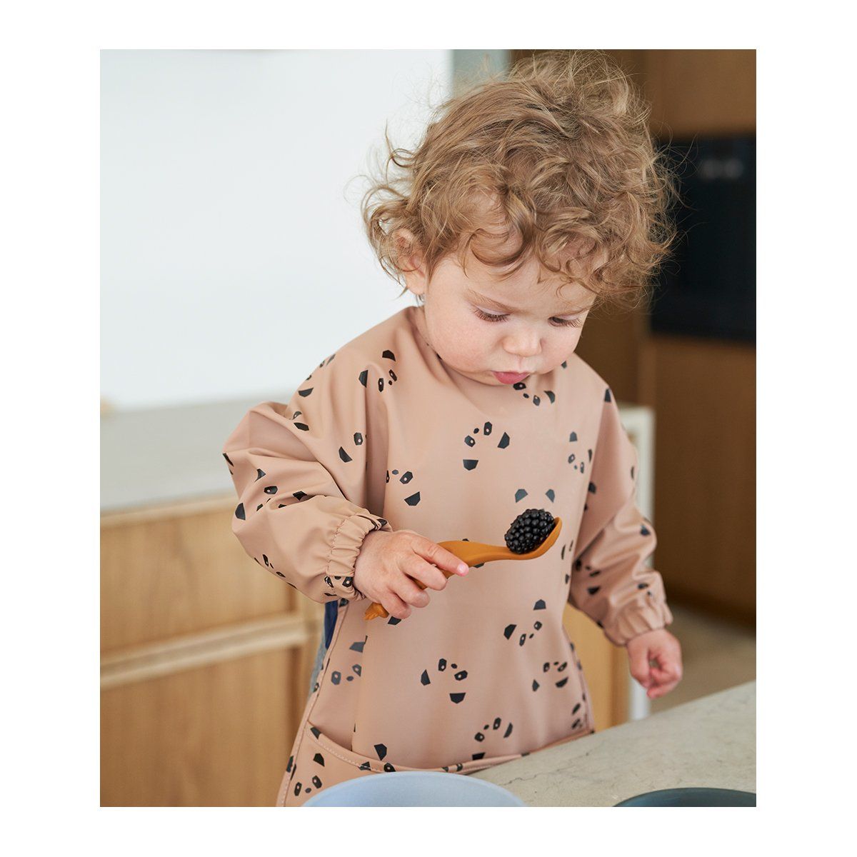 Merle Cape Bib - Panda Rosa Tuscano