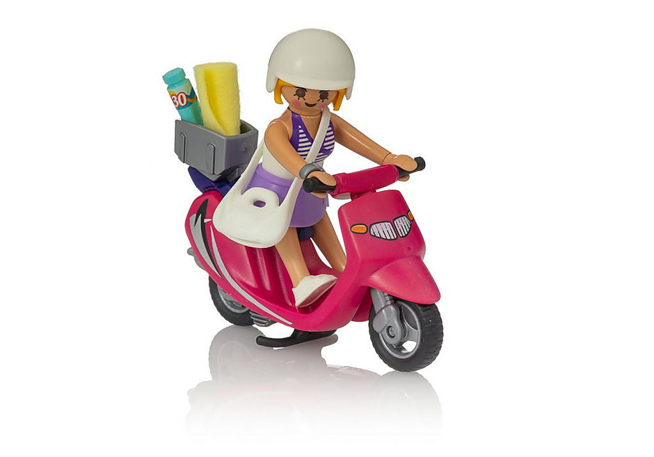 Mulher com Scooter