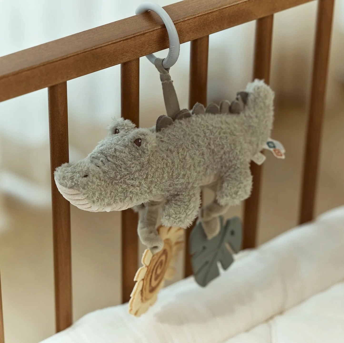 Peluche com atividades - Crocodilo
