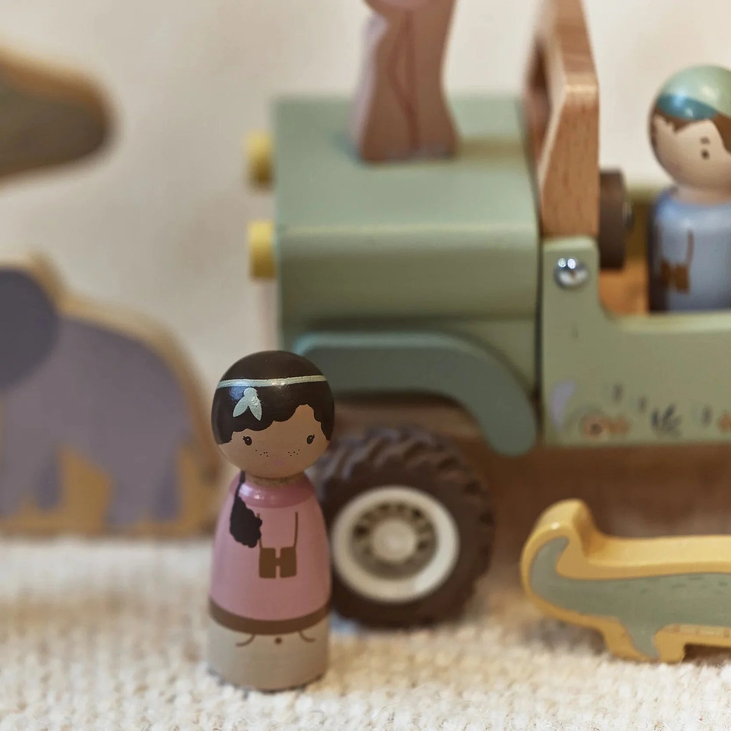 Carro em madeira com animais - Safari Friends