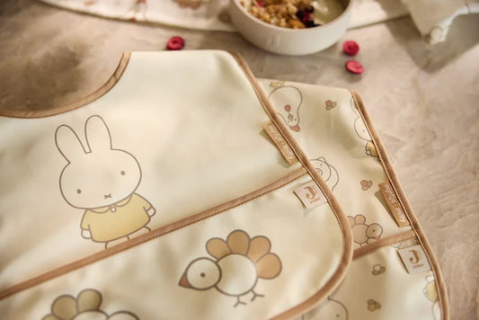 Babete Impermeável - Miffy Family Farm