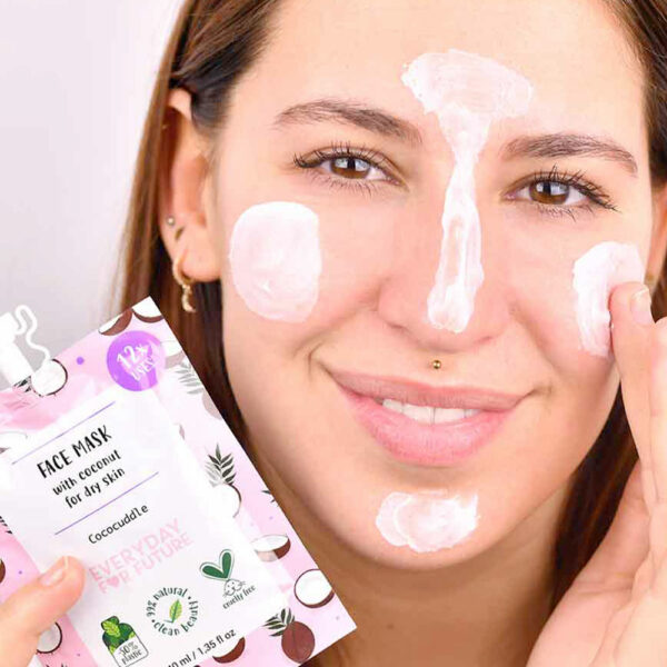 Máscara Facial Hidratante com Óleo de Coco