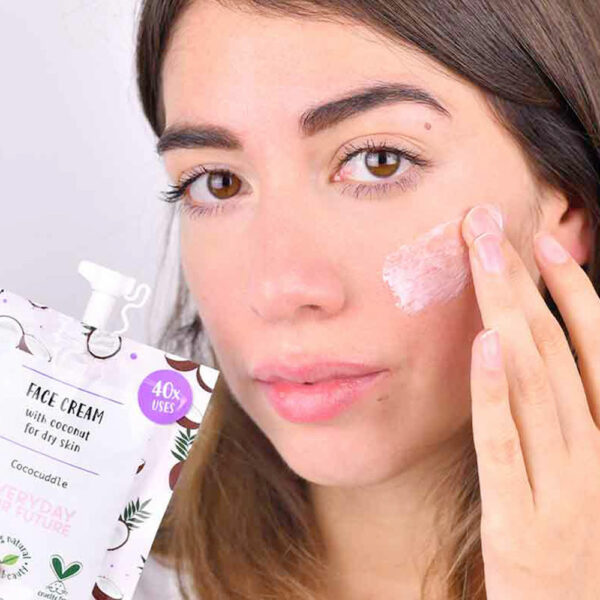 Creme facial hidratante com óleo de coco