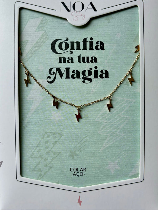 Collar de Acero Dorado - Confía en Tu Magia