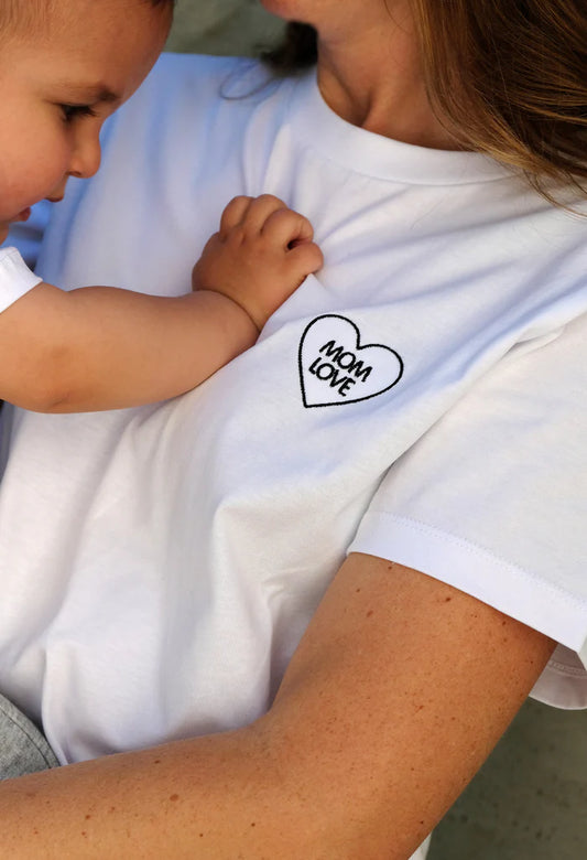 T-shirt Mom Love
