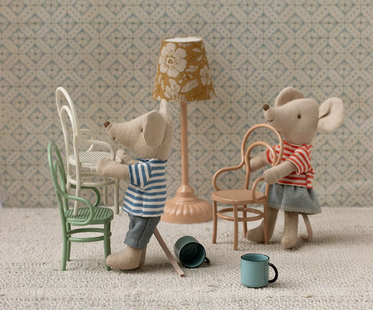 Cadeira vintage – Rosa escuro