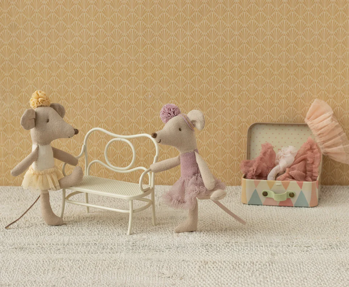 Ratinha bailarina, Irmã mais nova – Heather