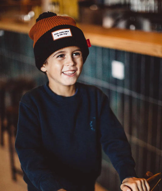 Gorro Hello Hossy Block Blacky.