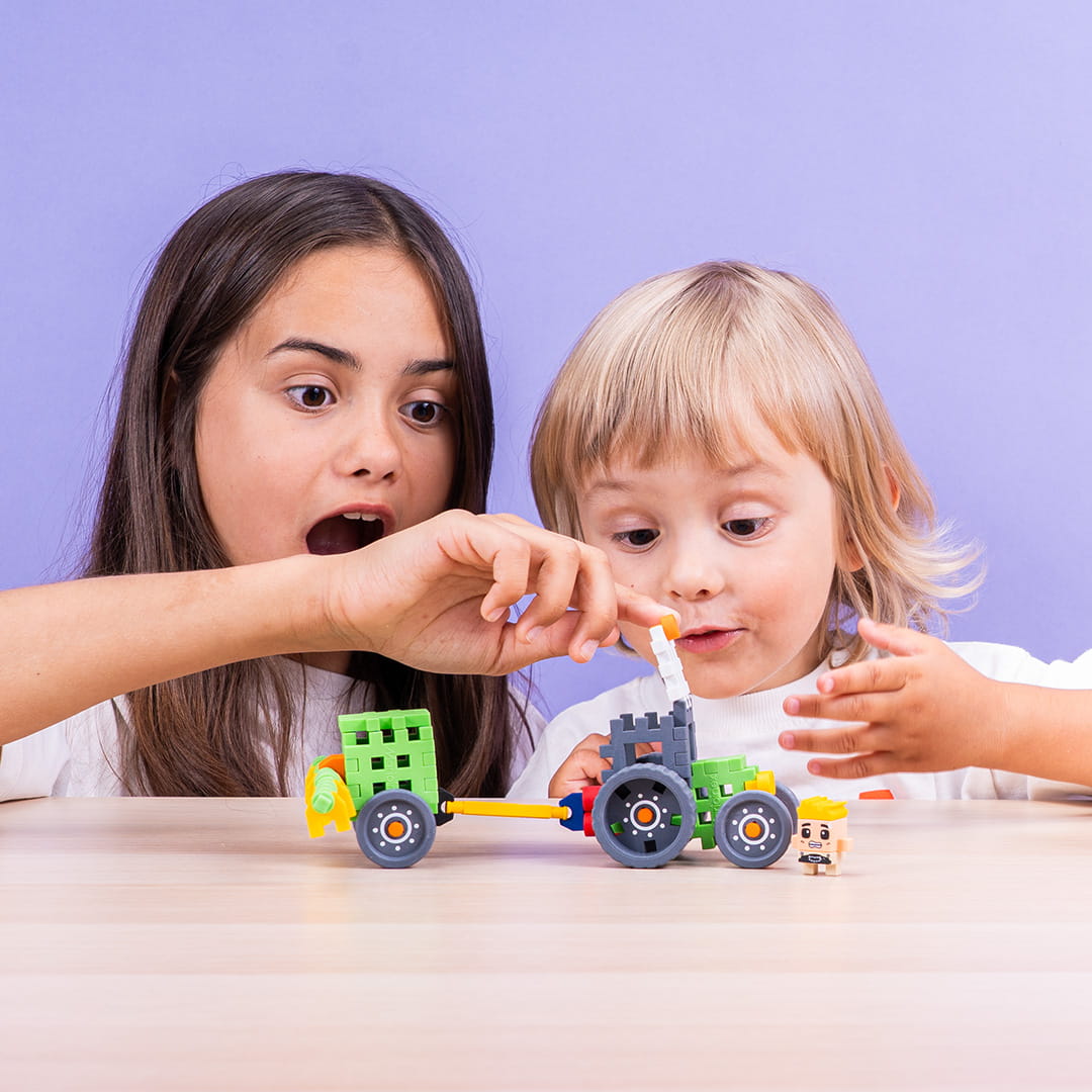 Trator com Pulverizador 50pcs - Mini Waffle City