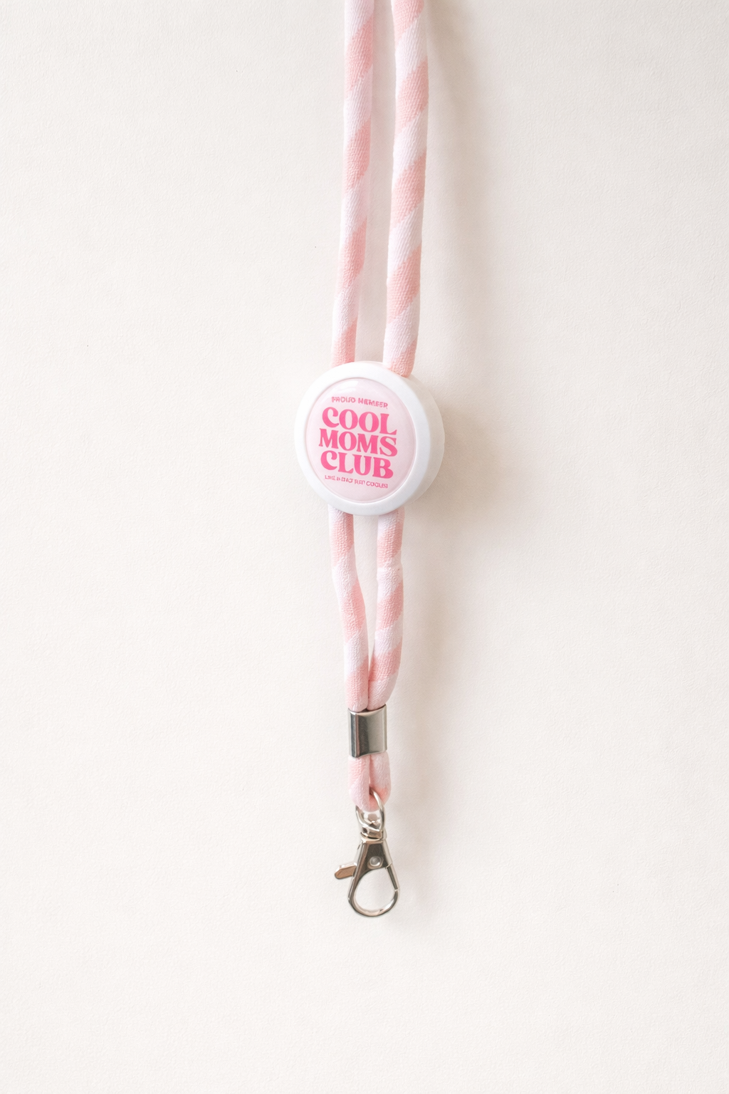Fita/lanyard porta chaves ou cartões - Cool Mom Clubs