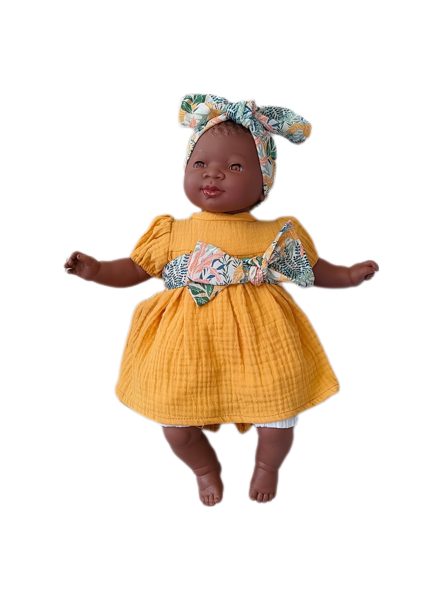 Boneca Maria - vestido amarelo