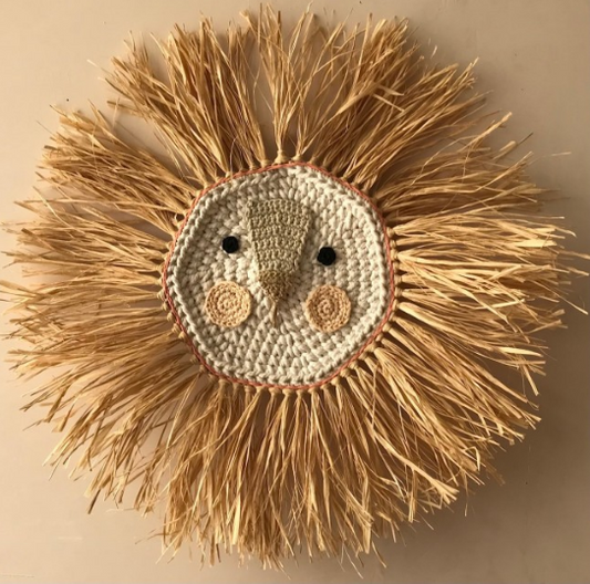 Leão - crochet pequeno, coral
