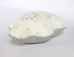 Mini almohada nube (con gotas) 